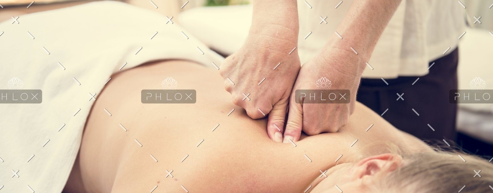 demo-attachment-753-spa-salon-therapy-treatment-PZFBLW-2