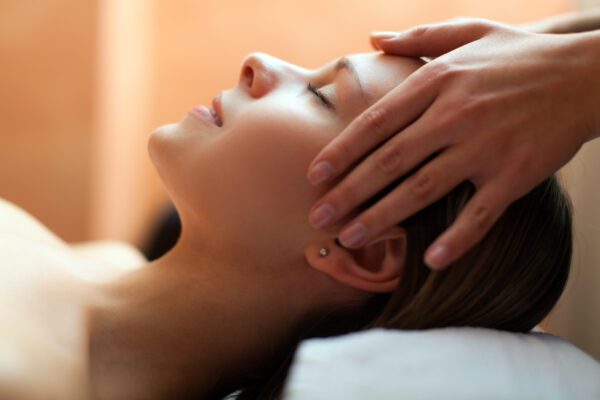 Cosmetología Profesional Online 2025 - Imagen 3